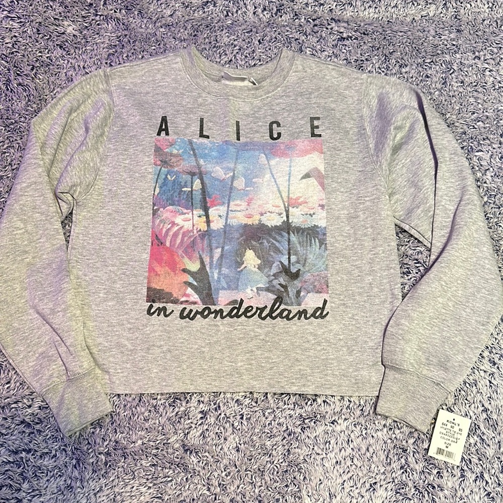 ALICE IN WONDERLAND SWEATER